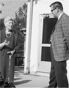 Laura Brinton discusses Brinton Brook Sanctuary with SMRA President Stan Lincoln. (circa 1960s) Photo: SMRA Archives.